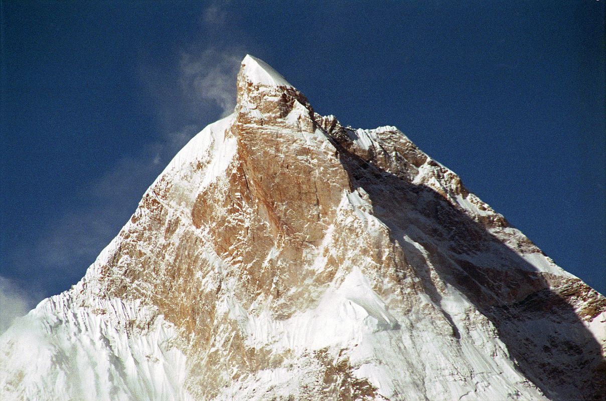 18 Masherbrum Close Up Early Morning From Goro II